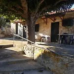 Liotrivi Olive Press