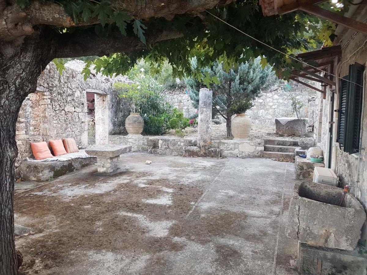 Liotrivi Olive Press Ferienhaus *