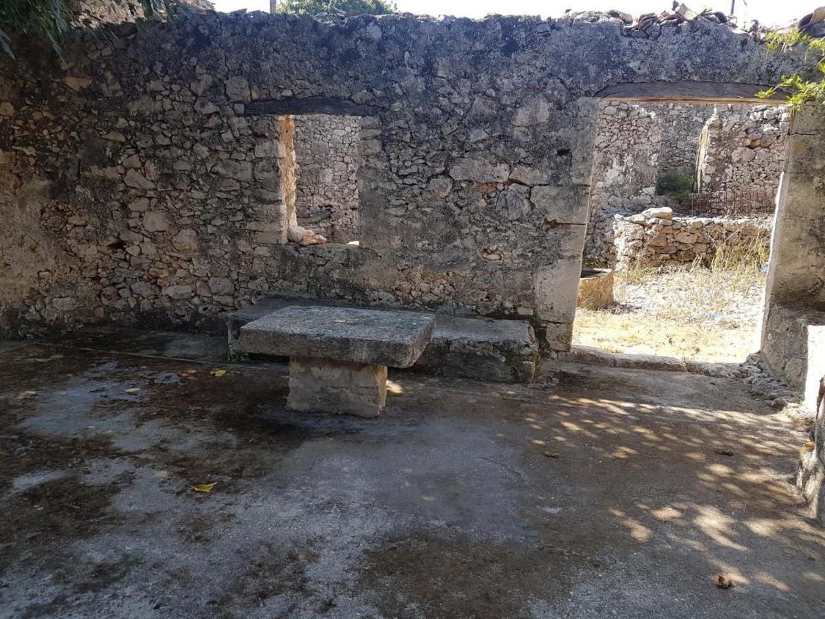 Ferienhaus Liotrivi Olive Press Volímai